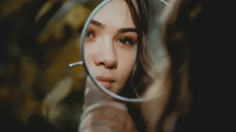 Psoriasis and the Mental Load: How Flare-Ups Affect Anxiety, Confidence, plus Daily Life